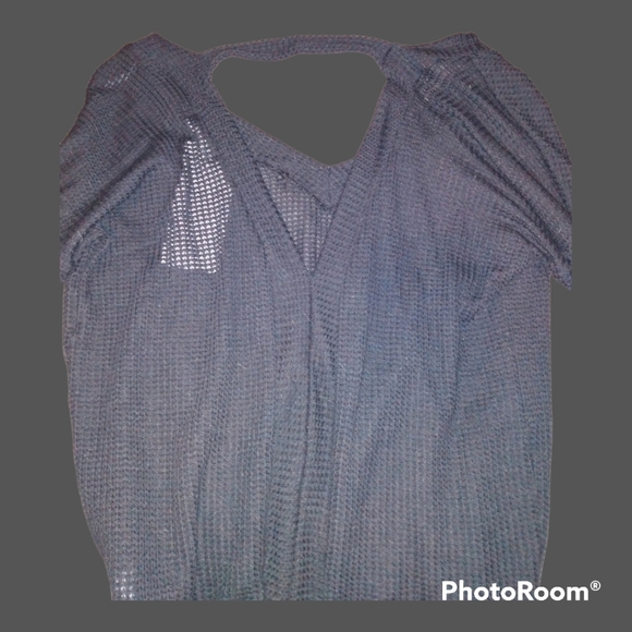 Coco and Main Woman's Sweater - Picture 2 of 3